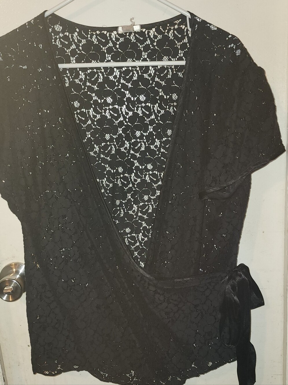 Old Navy Black Lace Top Wrap Around Style XXL